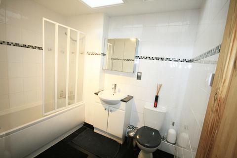 20 Foremark Close, Ilford, IG6 3EN