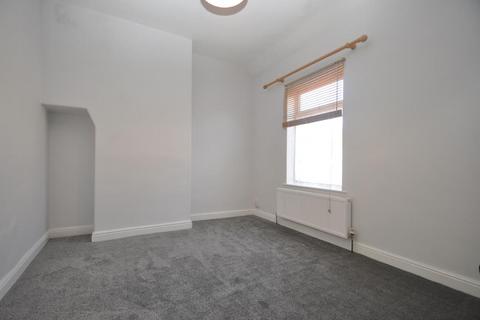 2 bedroom terraced house to rent, Baden Street, Harrogate, North Yorkshire, HG1 4BX