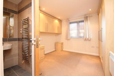 2 bedroom ground floor flat to rent, The Elms, Henconner Lane, Bramley, Leeds, West Yorkshire, LS13 4LD