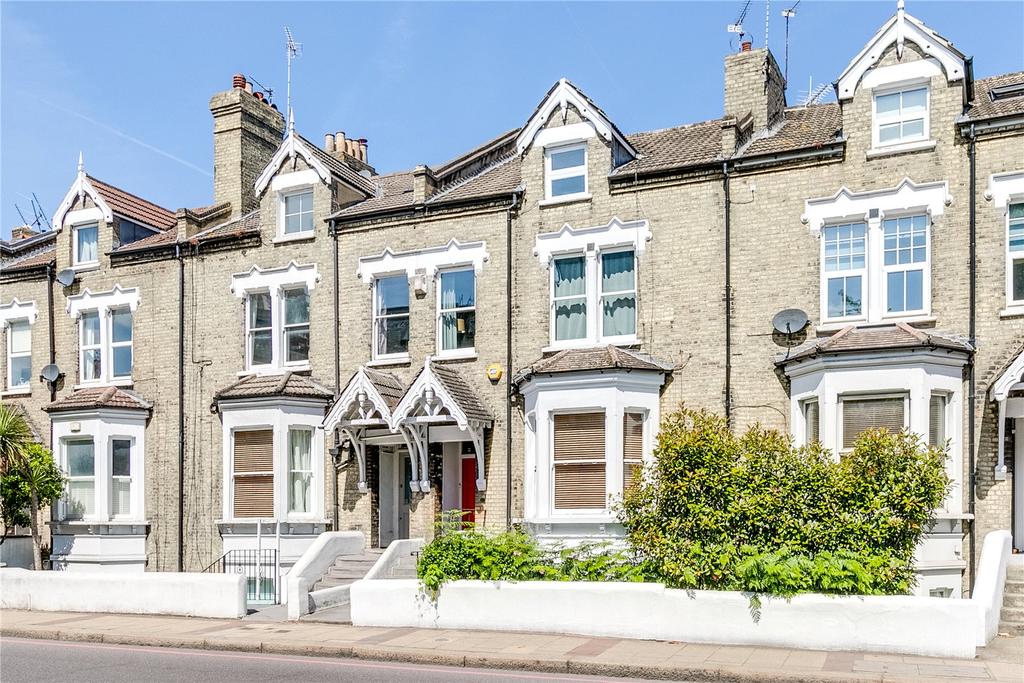 East Hill, London, SW18 1 bed apartment £400,000