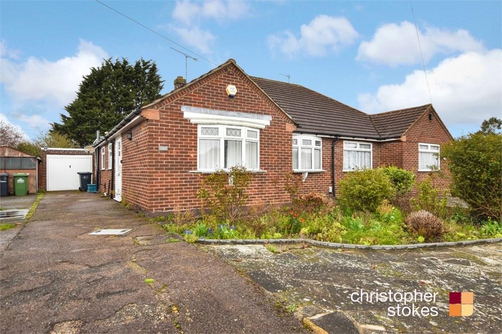 Northfield Road, Waltham Cross, EN8 2 bed semidetached bungalow £425,000