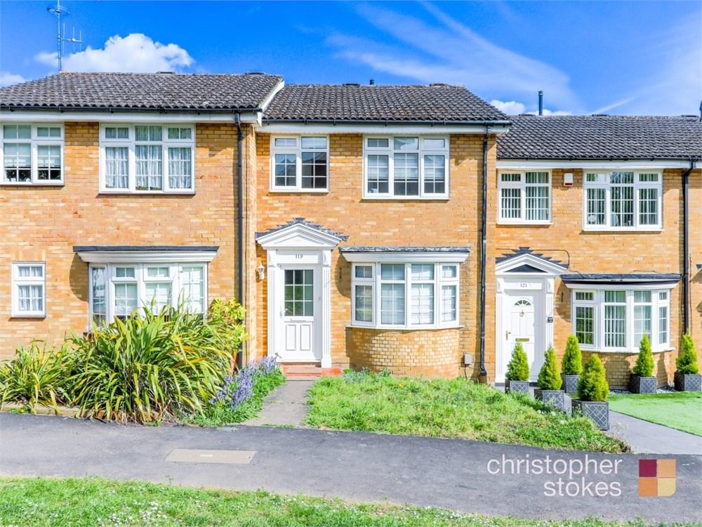 Smarts Green, Cheshunt, EN7 3 bed terraced house £440,000