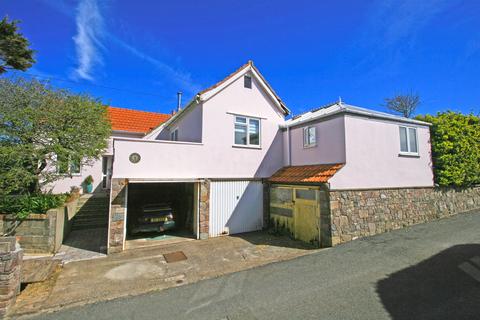 3 bedroom detached house for sale, Little Street, Alderney GY9