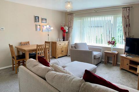 2 bedroom flat for sale - The Rise, Kingsthorpe, Northampton NN2 6QQ