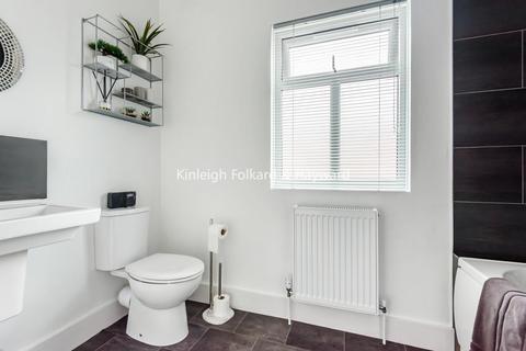 14 Keswick Road, West Wickham, BR4 9AT