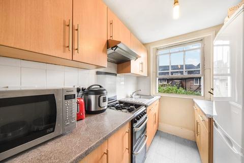 28 Gloucester Circus, London, SE10 8RY