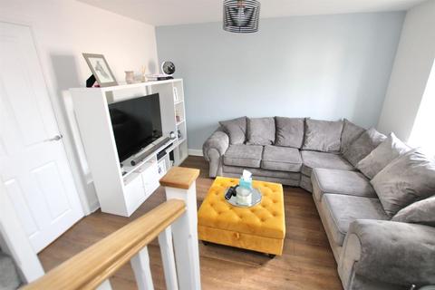 22 Rhondda Vale, Aylesham, Canterbury, CT3 3LP