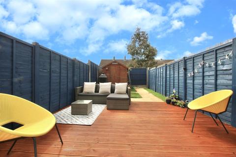 22 Rhondda Vale, Aylesham, Canterbury, CT3 3LP