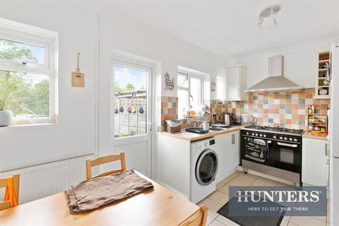 24 Ashby Avenue, Chessington, KT9 2BU