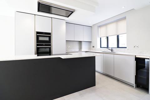19 Sun Lane, London, SE3 8UG