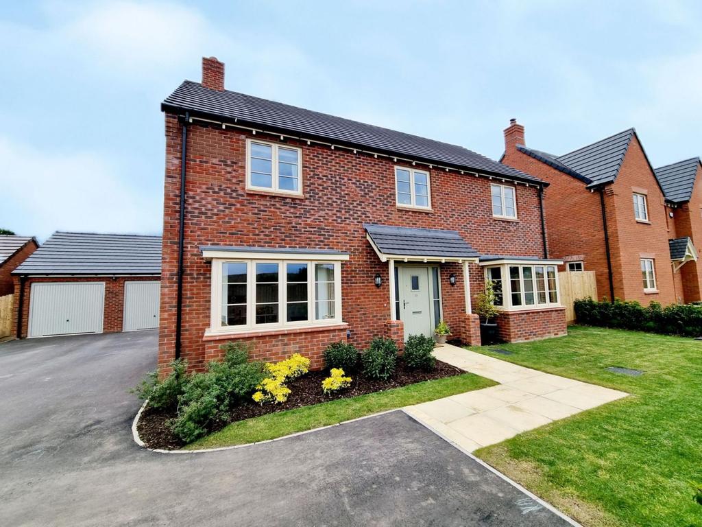 Long Close, Moulton, Northampton NN3 7QQ 4 bed detached house - £575,000