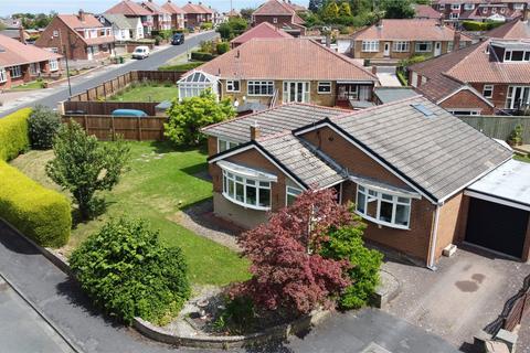 3 bedroom bungalow for sale, Hollywalk Close, Normanby