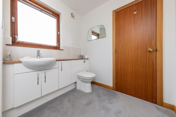 Ensuite