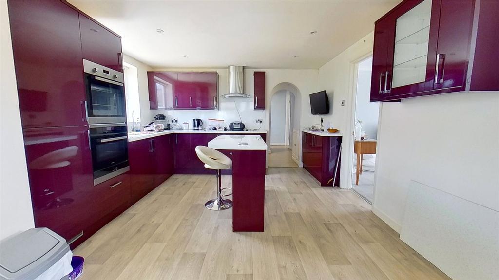 Irene Avenue, Lancing, West Sussex, BN15 1 bed bungalow £350,000