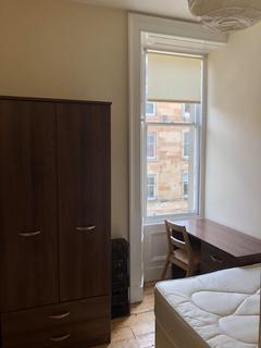 4 bedroom flat to rent, Livingstone Place, Marchmont, Edinburgh, EH9