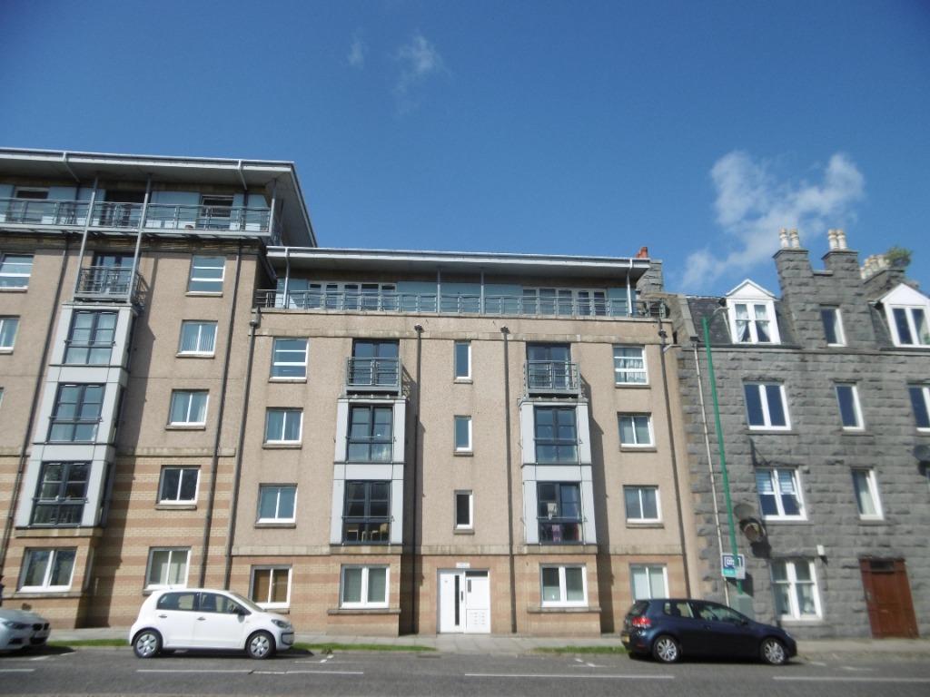 Beach Boulevard, City Centre, Aberdeen, AB24 4 bed flat £1,450 pcm (£