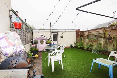 4 Gelli Crossing, Gelli, Pentre, CF41 7UD