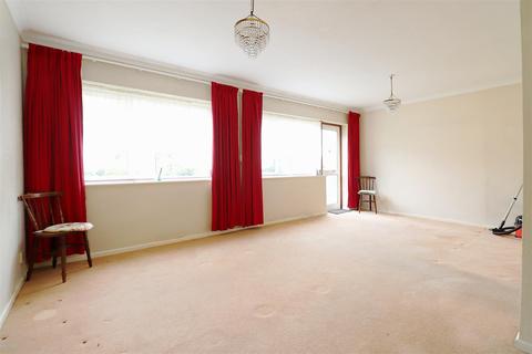 28 Arran Close, Erith, DA8 3SL