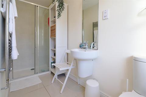 110 Rainbow Road, Erith, DA8 2EQ