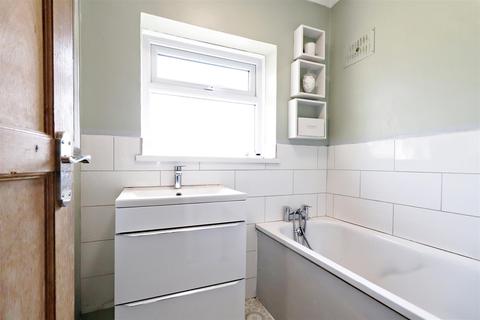 172 Anstridge Road, London, SE9 2LN