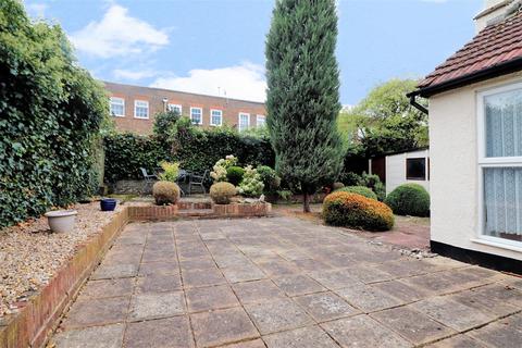 13 Glynde Road, Bexleyheath, DA7 4EU
