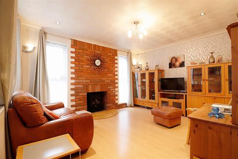 13 Glynde Road, Bexleyheath, DA7 4EU