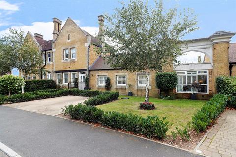 7 Chapel Drive, Dartford, DA2 6FF