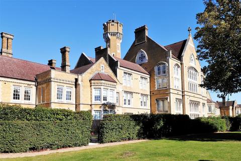 18, Bunstone Hall Chapel Drive, Dartford, DA2 6FJ