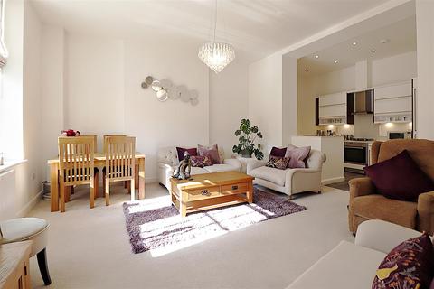 18, Bunstone Hall Chapel Drive, Dartford, DA2 6FJ
