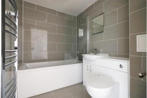 14 Cameron Drive, Dartford, DA1 5GN