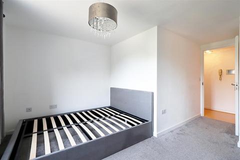 14 Cameron Drive, Dartford, DA1 5GN