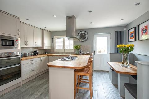 18 Barkway Drive, Orpington, BR6 8PQ