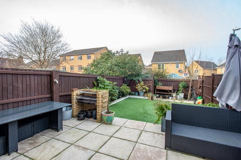 18 Barkway Drive, Orpington, BR6 8PQ