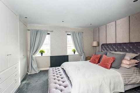 18 Barkway Drive, Orpington, BR6 8PQ