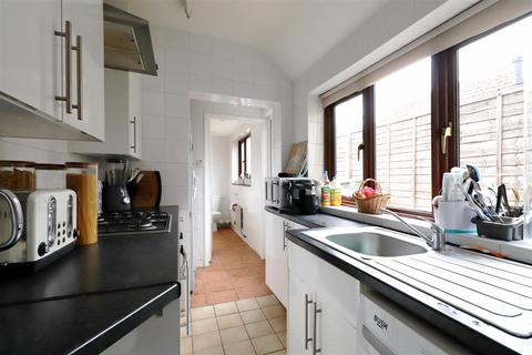 11 Herbert Road, Swanscombe, DA10 0AX
