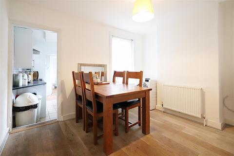 11 Herbert Road, Swanscombe, DA10 0AX