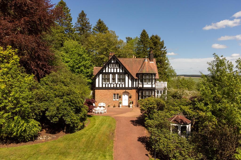 Carlops Road, West Linton, Scottish... 6 bed detached house £1,150,000