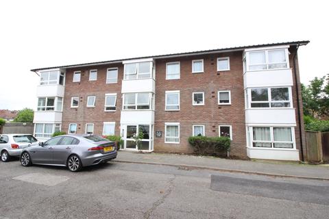42 Carters Close, Worcester Park, KT4 8QF