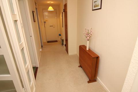 42 Carters Close, Worcester Park, KT4 8QF