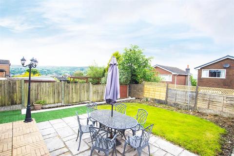 37 Thorncliffe Drive, Darwen, BB3 3QA