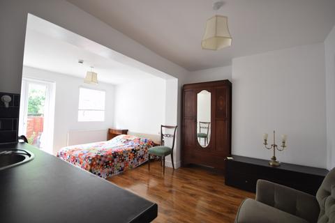 undefined, Room 2, The Vista, Eltham, SE9