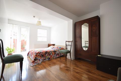 undefined, Room 2, The Vista, Eltham, SE9
