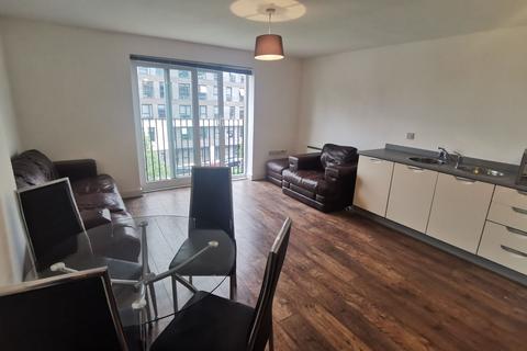 2 bedroom flat to rent, Slater House, Woden Street, Salford, M5 4UE