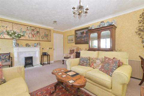 2 bedroom ground floor flat for sale - Queen Street, Arundel, West Sussex