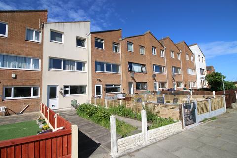 12 Buckden Close, Thornton-cleveleys, FY5 1DS