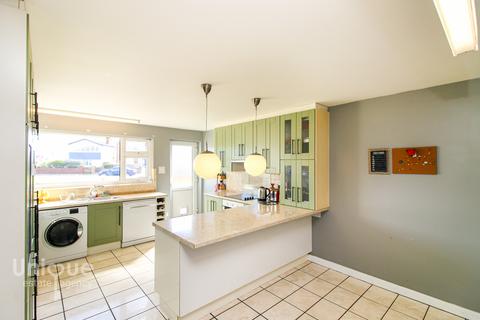 12 Buckden Close, Thornton-cleveleys, FY5 1DS