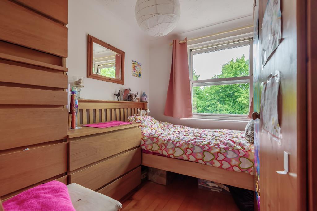 Derby Road, Caversham, RG4 2 bed flat £300,000