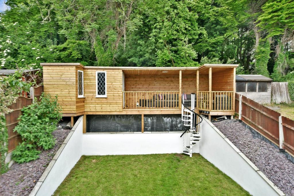 External Feature