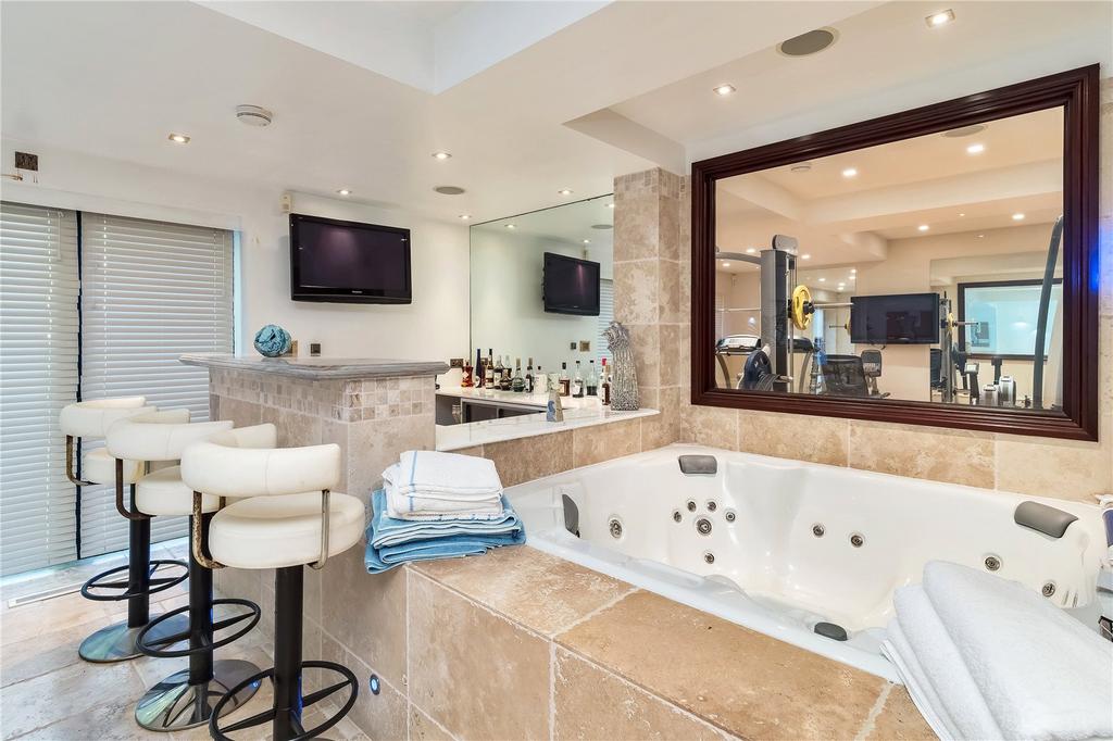 Bar/Spa