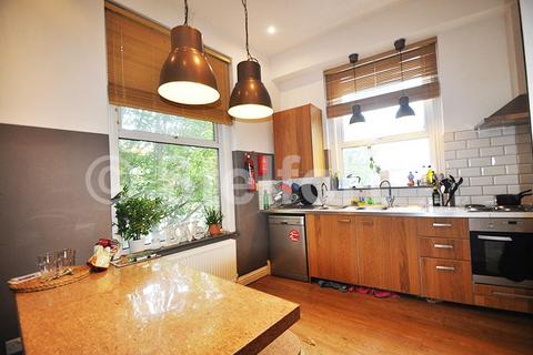 House share to rent, Junction Road, London, N19